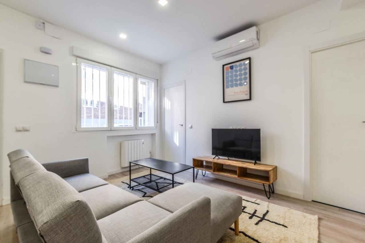 Apartamentos En Madrid Rio Bagian luar foto