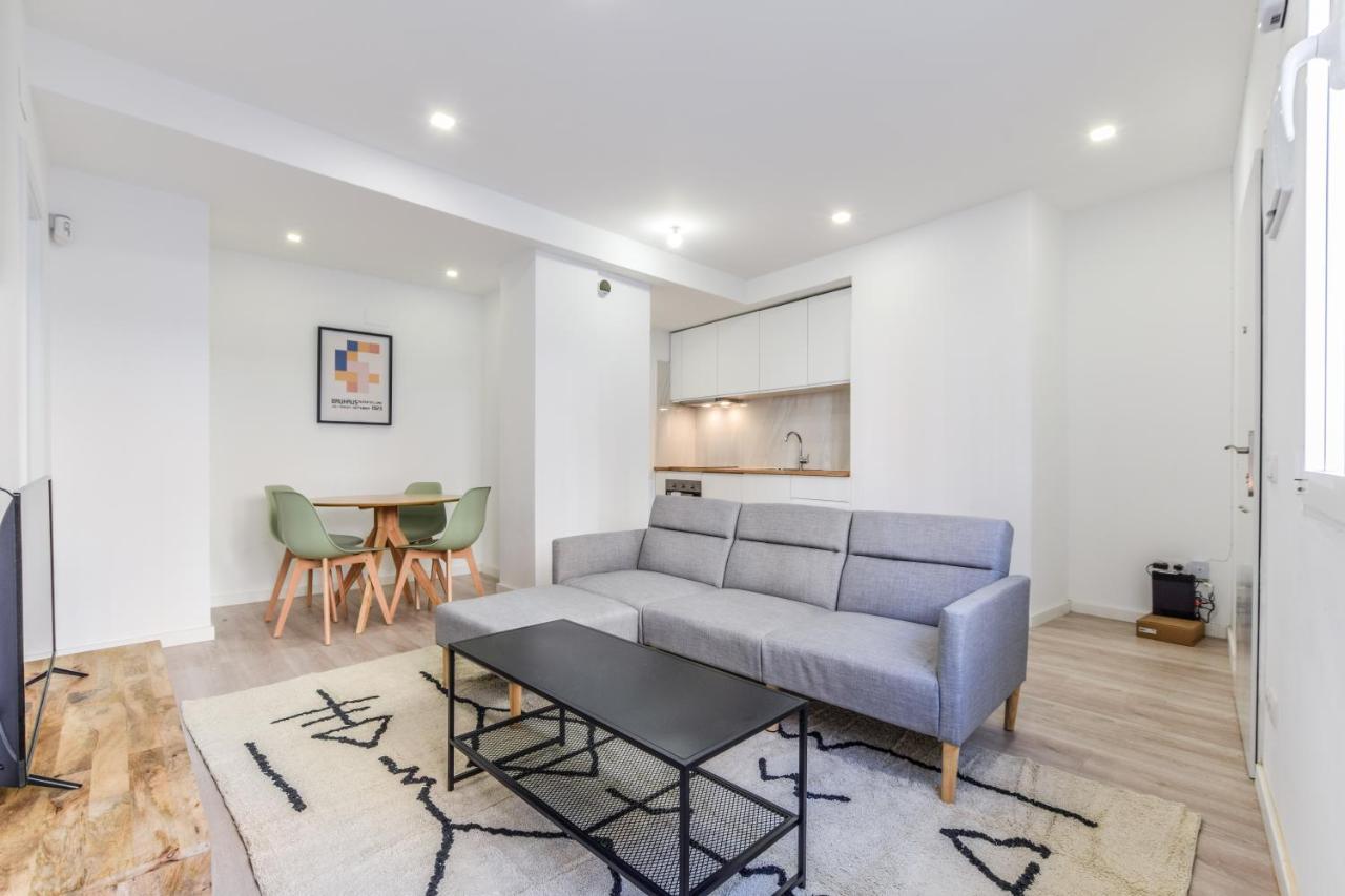 Apartamentos En Madrid Rio Bagian luar foto