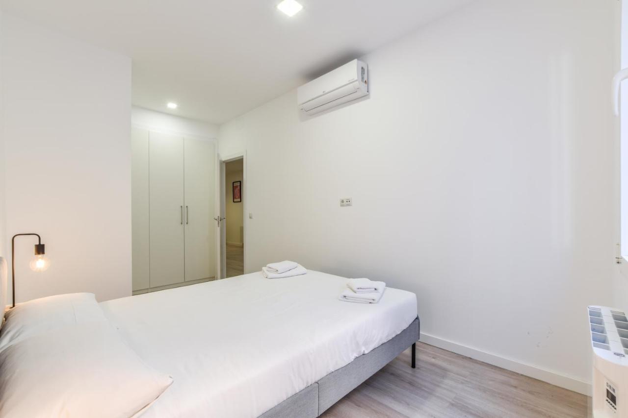 Apartamentos En Madrid Rio Bagian luar foto